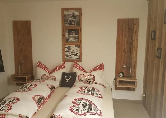 Waldperle アパート アローザ